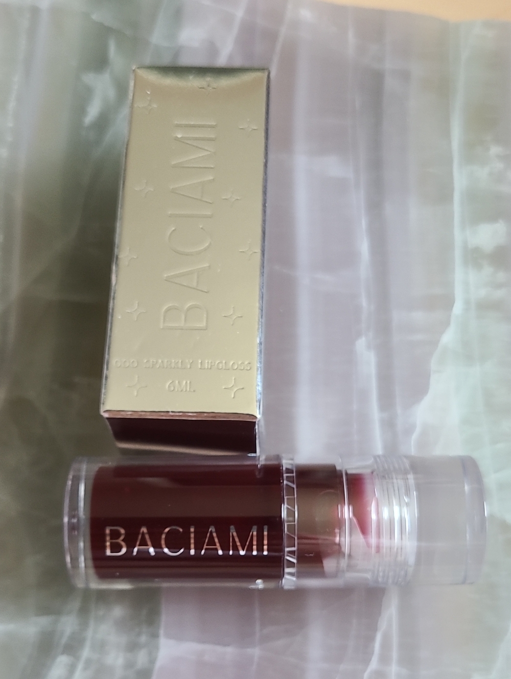 BACIAMI Lip Gloss - Dark Honey (Deep Red)
